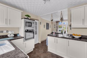 Photo 26- click for photo gallery